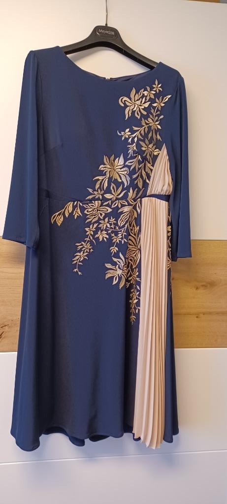MAYERLINE damesjurk maat 42 (1x gedragen als getuige), Kleding | Dames, Mayerline, Blauw, Maat 42/44 (L), Ophalen of Verzenden