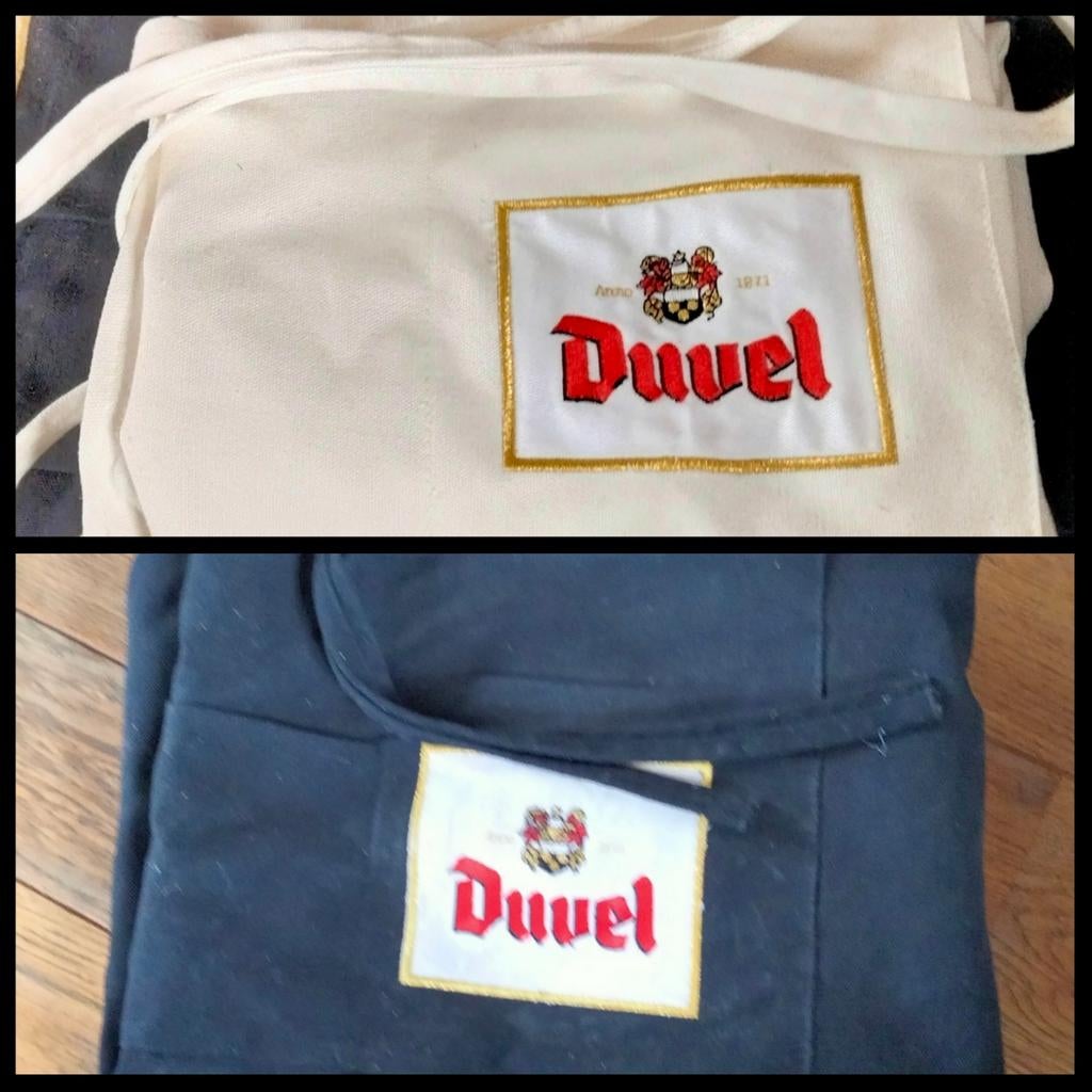 2 anciens tabliers Duvel. Jamais utilisés. Envoi possible., Enlèvement ou Envoi, Comme neuf, Duvel