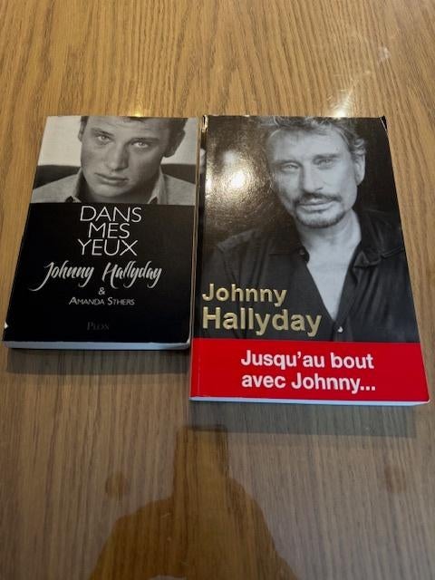 Twee boeken Johnny Halliday (Fransatalig), Ophalen of Verzenden