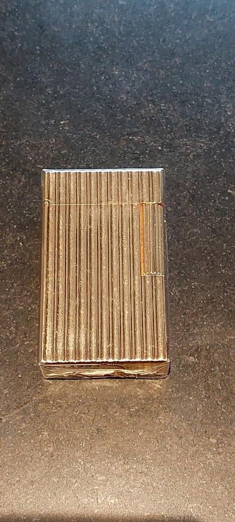 Nieuwe S.T. Dupont ligne 1 goud vergulde aansteker, Ophalen of Verzenden, Nieuw, Aansteker