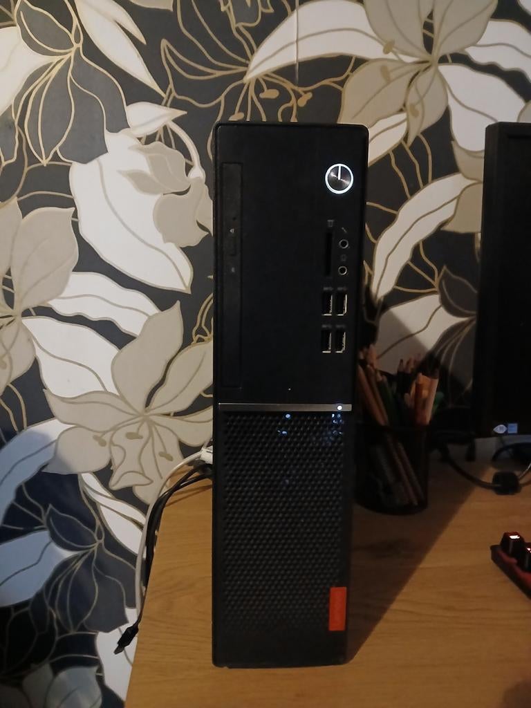 Lenovo pc V520s, Computers en Software, Ophalen