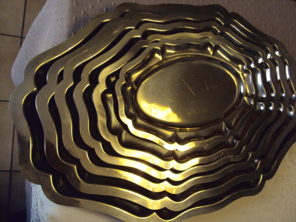 Inox schotels, Huis en Inrichting, Keuken | Servies, Gebruikt, Kop(pen) en/of Schotel(s), Overige stijlen, Overige materialen