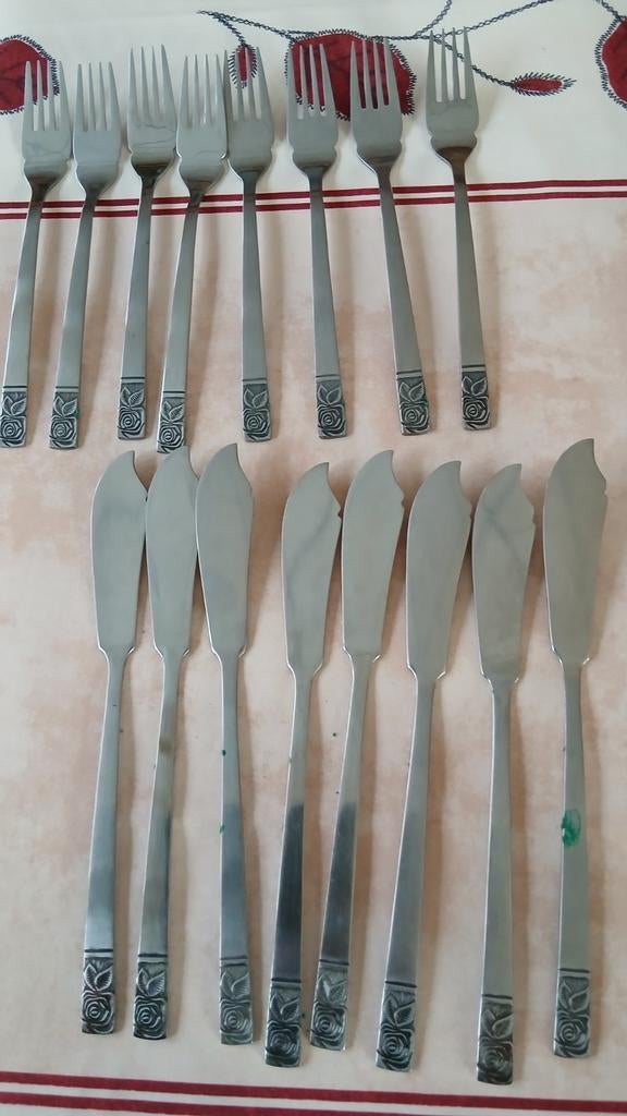 Vintage visbestek, 8 vorken en 8 messen., Ophalen