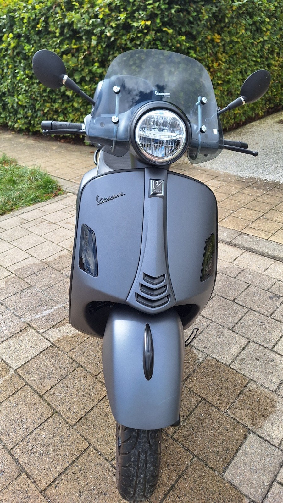 custom vespa 125 cc gts super, Fietsen en Brommers, Ophalen, Overige modellen, 125 cc, Zo goed als nieuw
