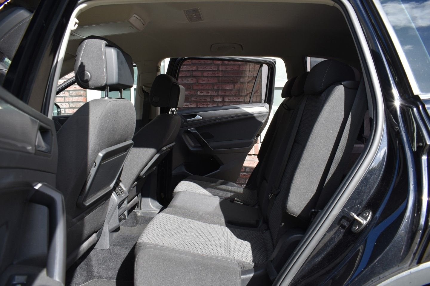 Volkswagen Tiguan Allspace Wij zijn op afspraak geopend! Gra, Automaat, Adaptive Cruise Control, 139 g/km, Zwart