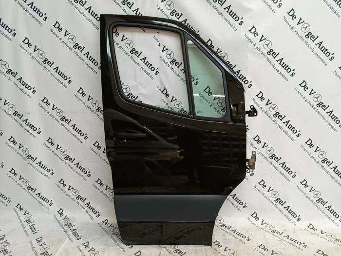 Portière 2portes droite d'un Mercedes Sprinter (8410), 3 mois de garantie, Utilisé, Porte, -
