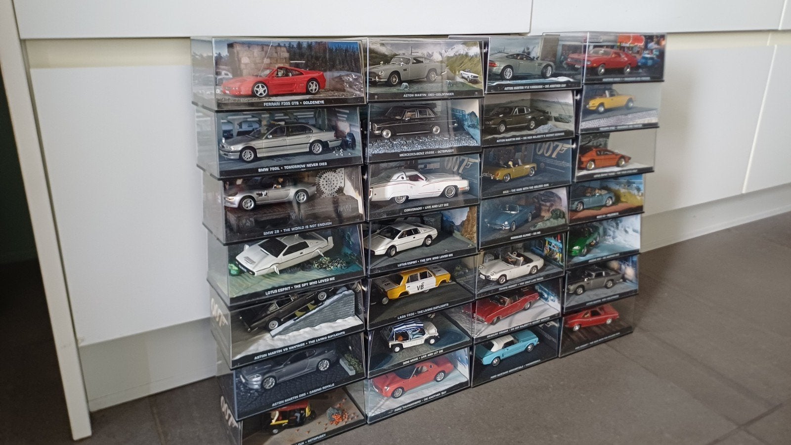 JAMES BOND 007 - AUTO - CAR COLLECTIE, Ophalen of Verzenden, Auto