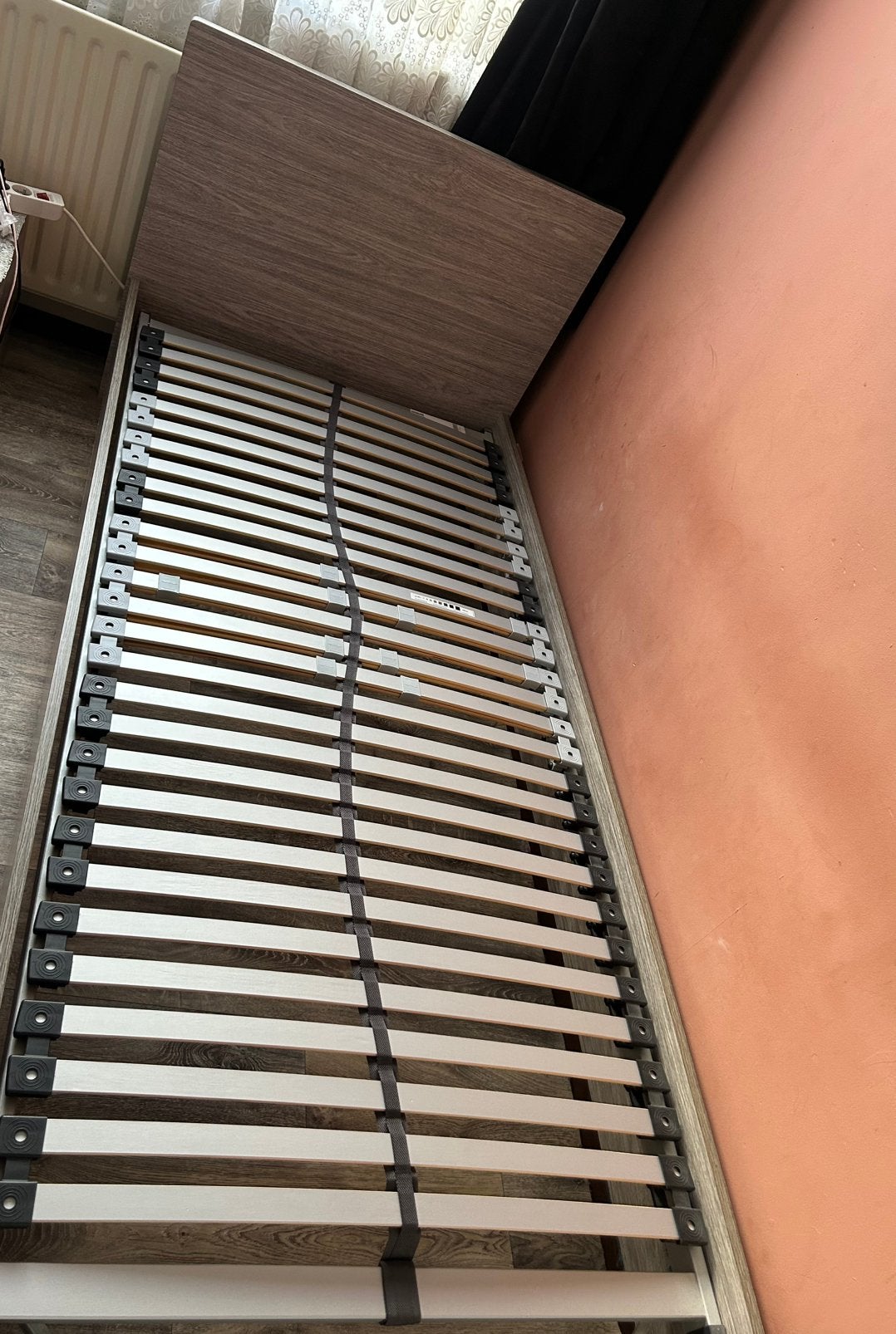 Bed 1 persoon, Ophalen, Zo goed als nieuw