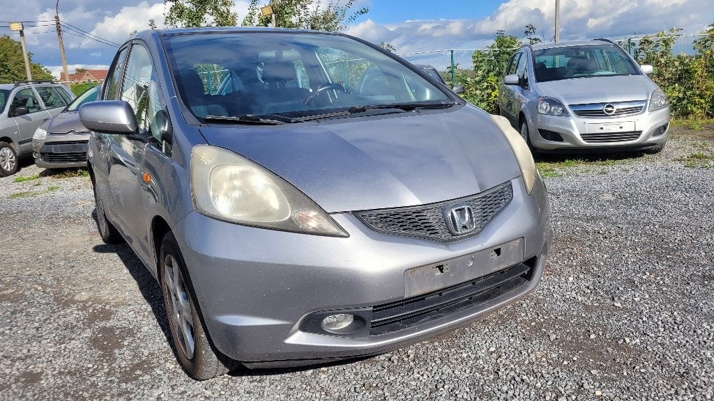 honda jazz 1.2i 2010 AIRCO PDC euro 4 OHBOEK, Autos, Argent ou Gris, Achat, Entreprise, https://public.car-pass.be/vhr/e8a5f6ec-e311-4aab-bad1-f93b04d583fd