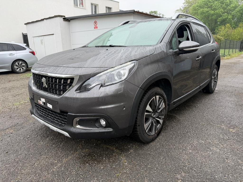 Peugeot 2008 / 1.2 Benzine Euro 6D / 41.000 km, Lichtsensor, 4 deurs, Leder en Stof, Bedrijf