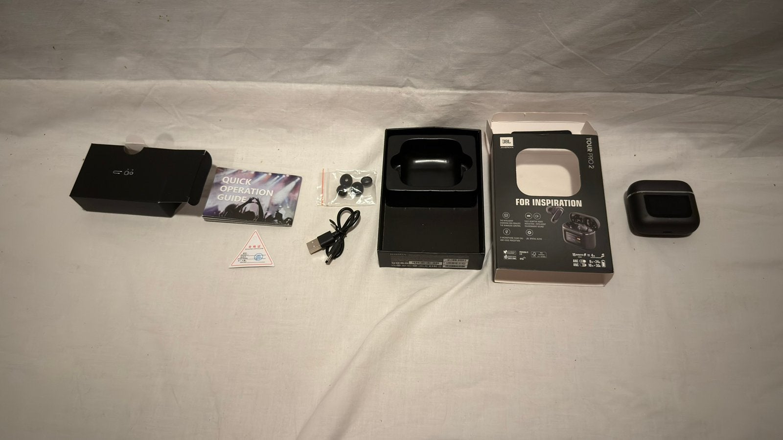 JBL Tour Pro 2 Oortjes!, Télécoms, Téléphonie mobile | Écouteurs, Utilisé, Intra-auriculaires (In-Ear), JBL, Noir, Réduction active du bruit