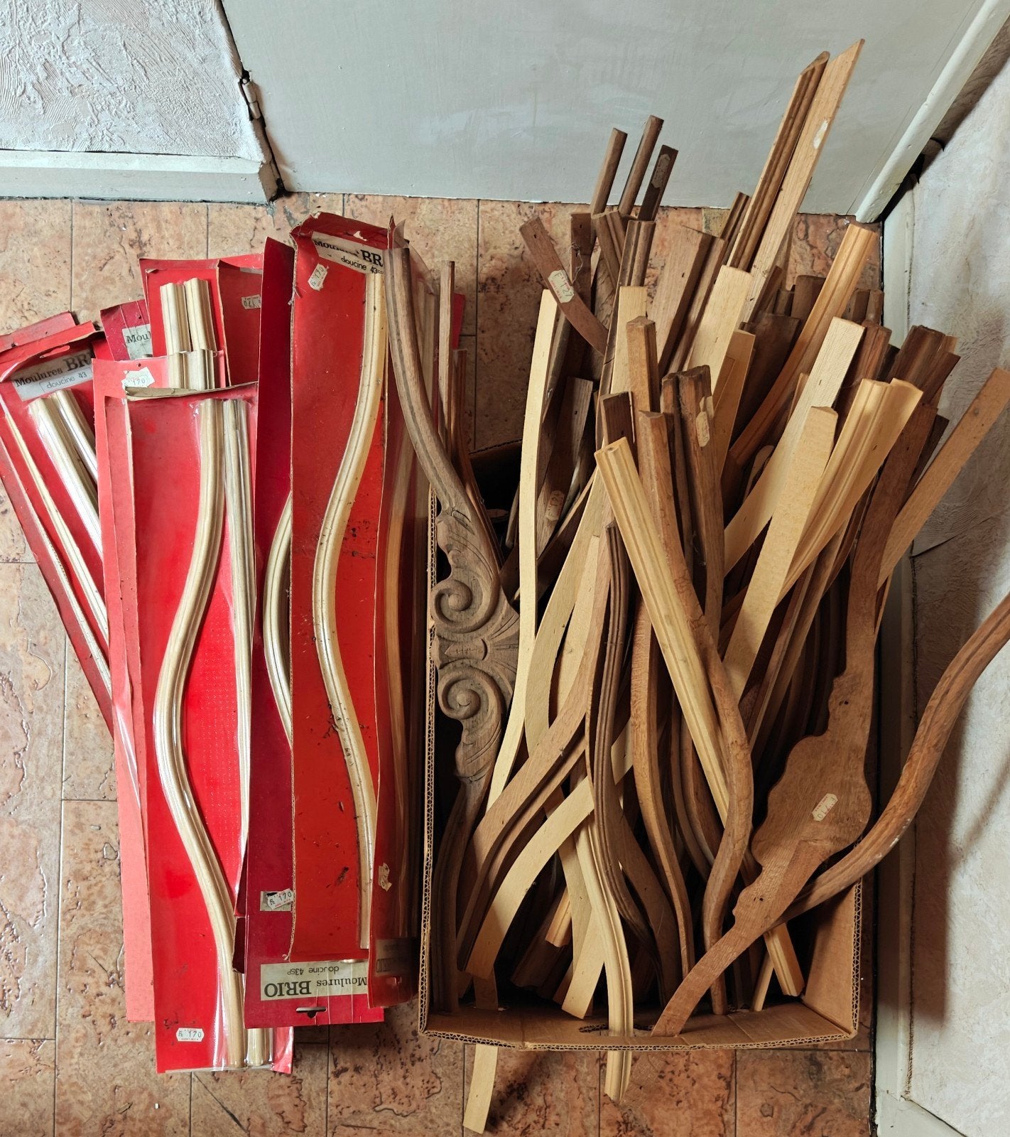 Lot houten moluren. voor deur/kast/meubel..., Antiek en Kunst, Ophalen