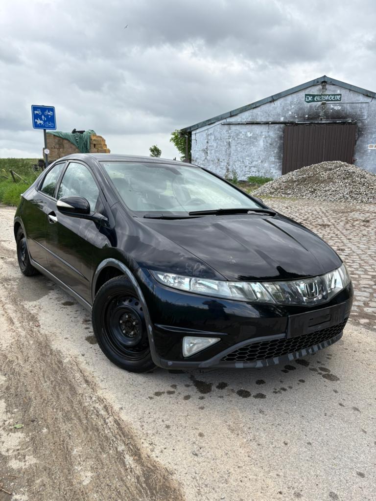 Honda Civic 1.4i Sport — 2006 — essence — Noir — 4 portes, Autos, Achat, 139 g/km, Entreprise, Boîte manuelle