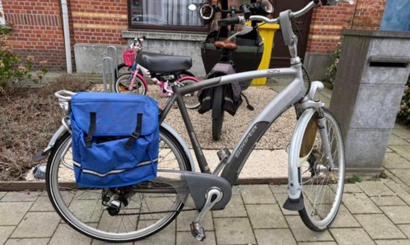 Sparta ION M-Gear (Edegem) – Nieuwe band –, Ophalen, Zo goed als nieuw, Sparta