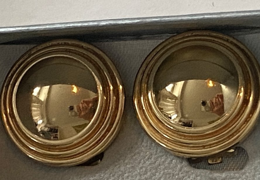 Christian Dior clips, Handtassen en Accessoires, Oorbellen, Ophalen, Gebruikt, Goud