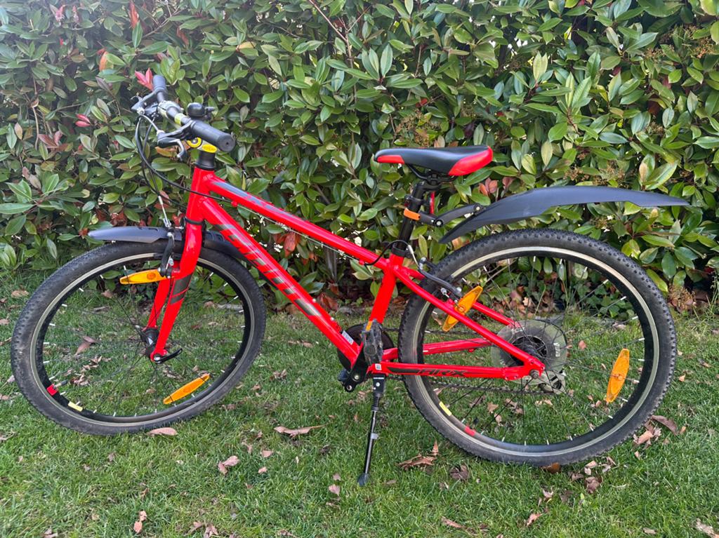 Velo enfant GIANT 24”, Enlèvement, Utilisé, Frein à disque, 20 pouces ou plus