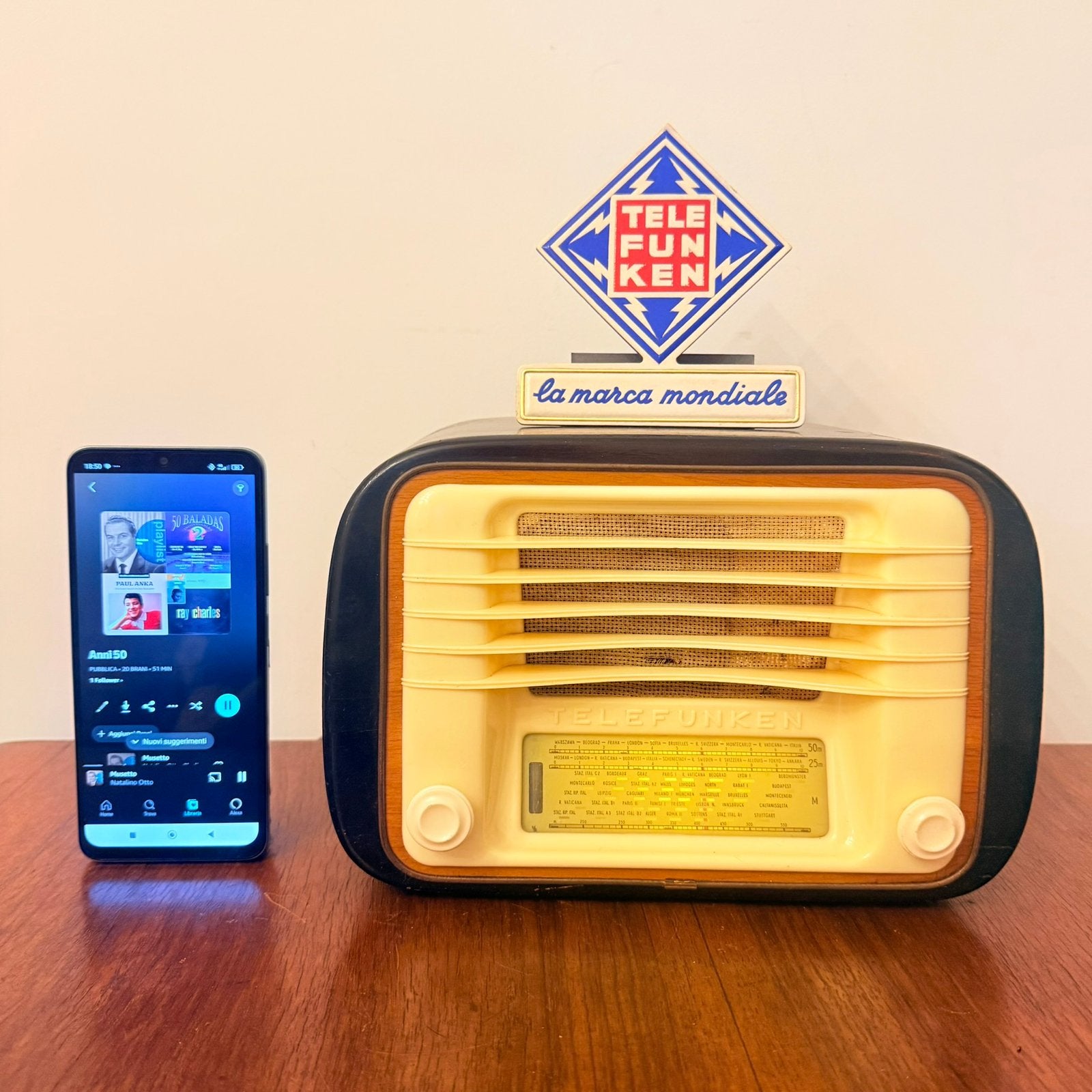 RADIO BLUETOOTH VINTAGE TELEFUNKEN MIGNONETTE C TUBE, Envoi