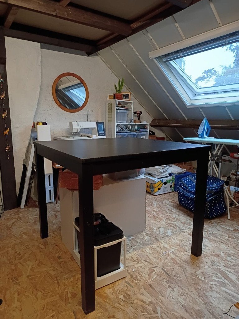Table haute en bois noire, carrée, 100 à 150 cm, Quatre personnes, Carré, 100 à 150 cm