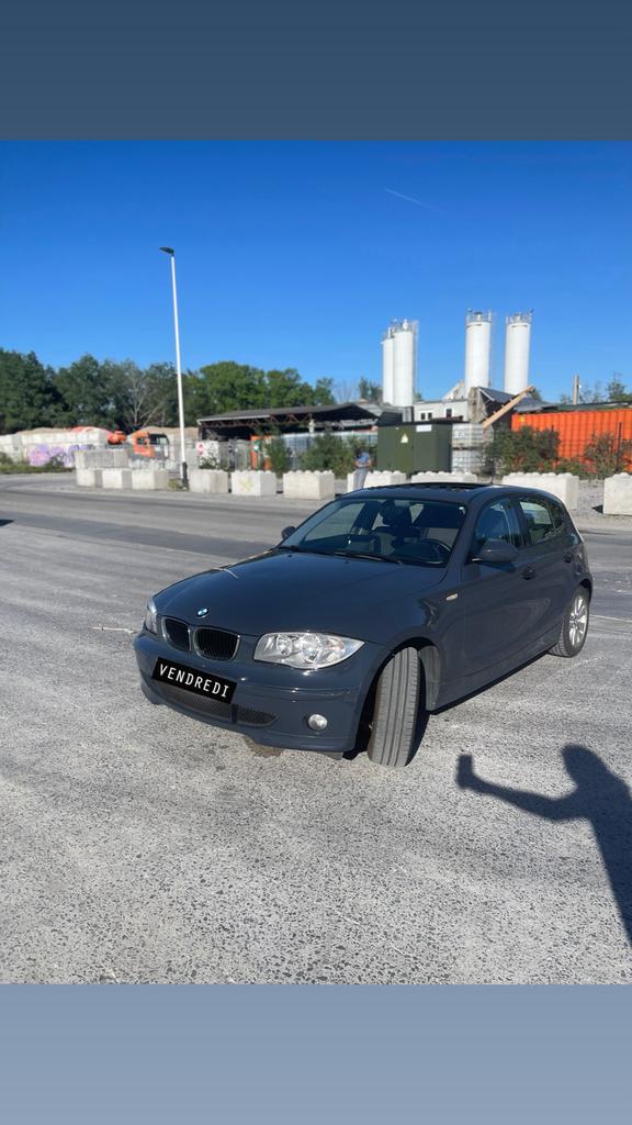 BMW 116i, Auto's, BMW, 1596 cc, 4 cilinders, Blauw, 5 deurs