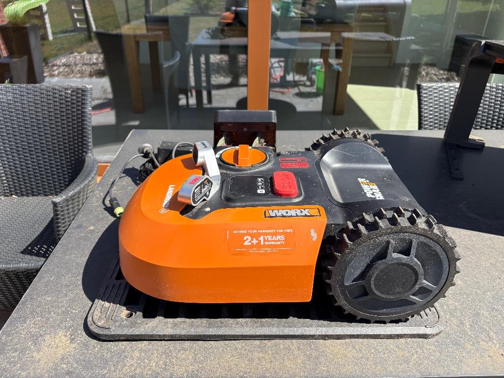 Worx robotmaaier, Enlèvement, Utilisé, 20 à 25 cm, Worx