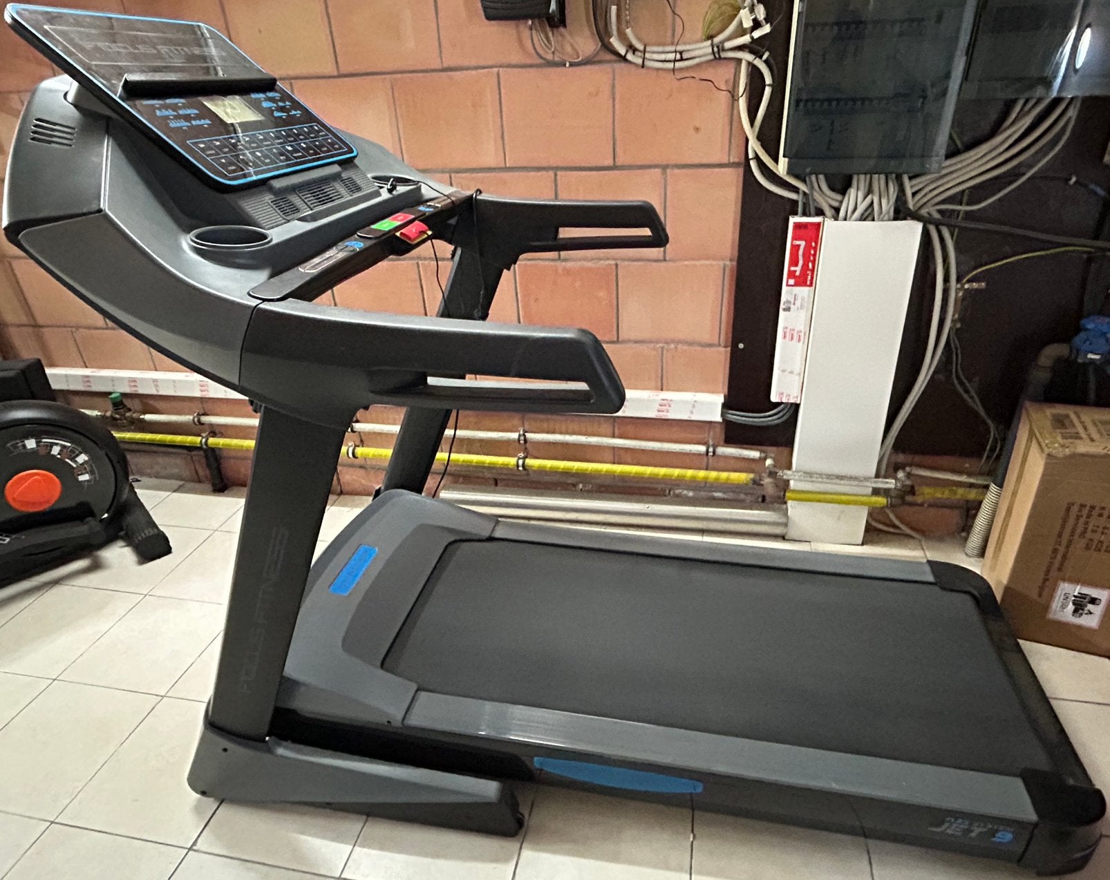 Focus fitness jet 9, Ophalen, Zo goed als nieuw
