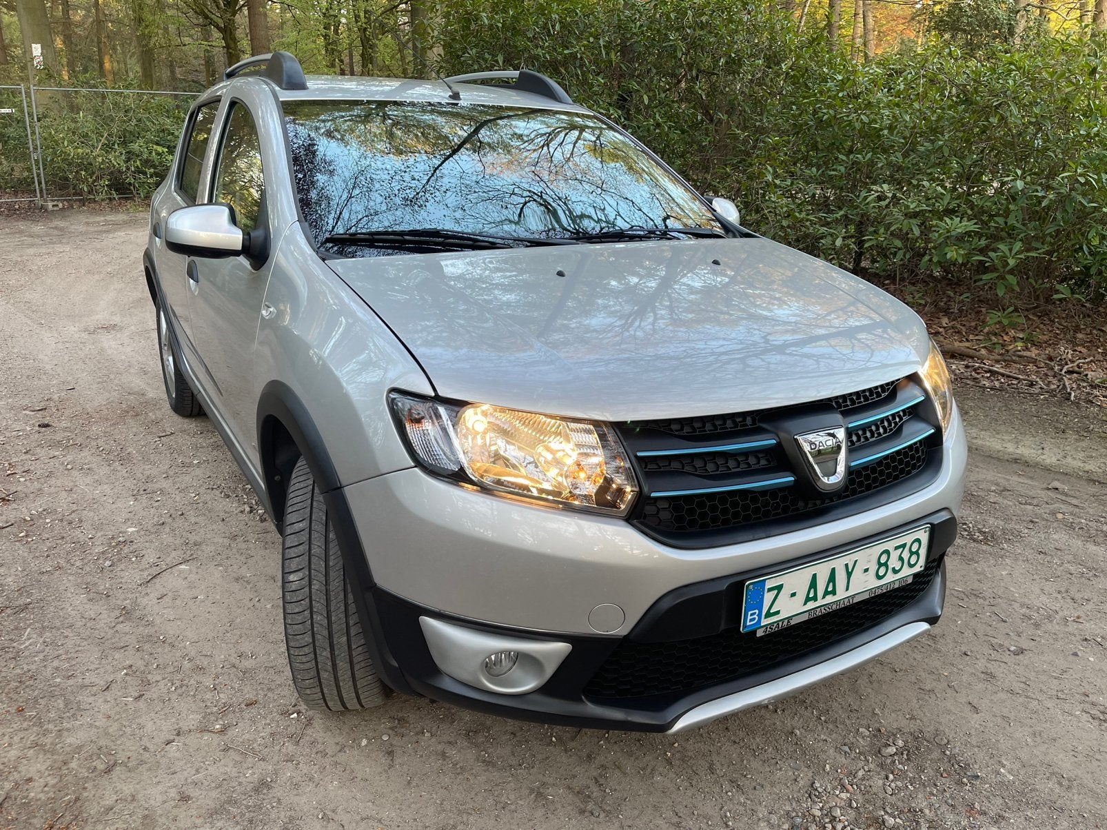 Sandero Stepway CLIM/14 000 km ! ! ! ! !, Autos, Dacia, Argent ou Gris, Achat, Entreprise, Boîte manuelle