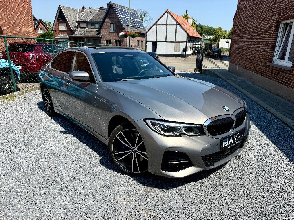 BMW 330 e M-Sport | Open Dak | 360 | Acc | Laser | H&K !, Auto's, BMW, Automaat, Achterwielaandrijving, 42 g/km, 4 cilinders