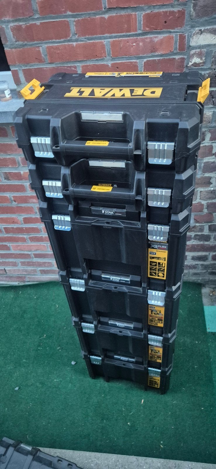 7 boîtiers de rangement Dewalt T Stack, Enlèvement, Comme neuf
