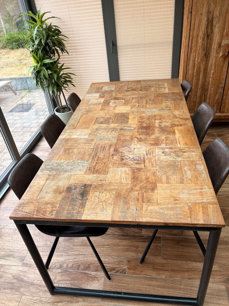 Table salle à manger en teck, Maison & Meubles, Enlèvement, Utilisé, Industriel