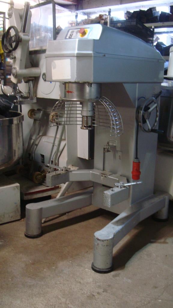 Batteur mélangeur 60 L + 40 L boulangerie bakkerij, Enlèvement, Utilisé, Boulangerie et Boucherie