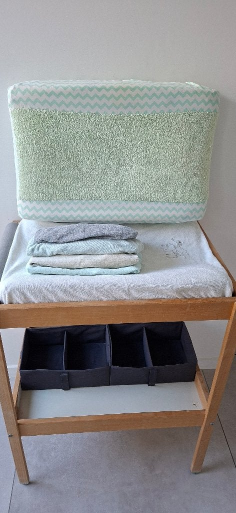 Verzorgingstafel, 90 à 105 cm, Espace pour les pieds, Enlèvement, Utilisé