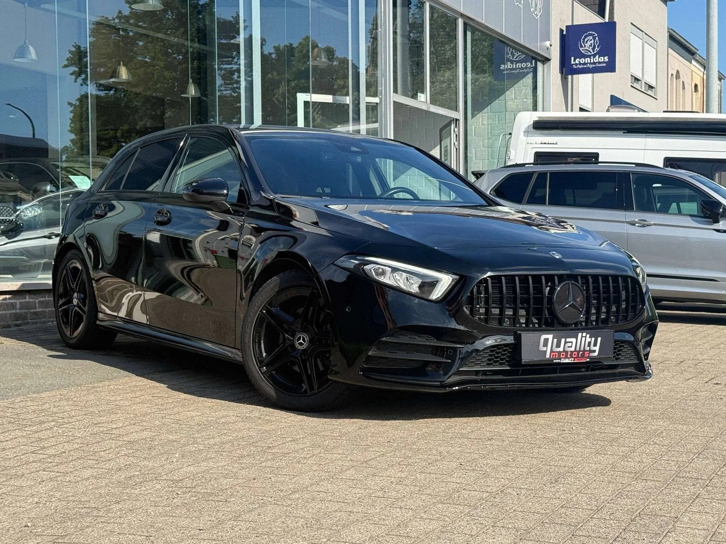 Mercedes-Benz A-CLASS 180 A 180 AMG Line // BLACK EDITION //, Autos, Achat, Euro 6, Entreprise, Alcantara