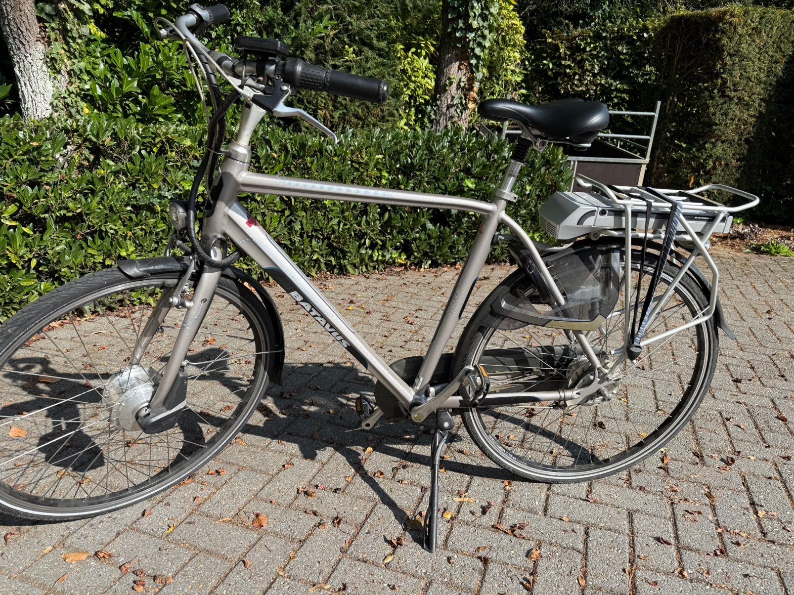 Batavus electrische fiets, Fietsen en Brommers, Ophalen, Batavus, Zo goed als nieuw, 50 km per accu of meer