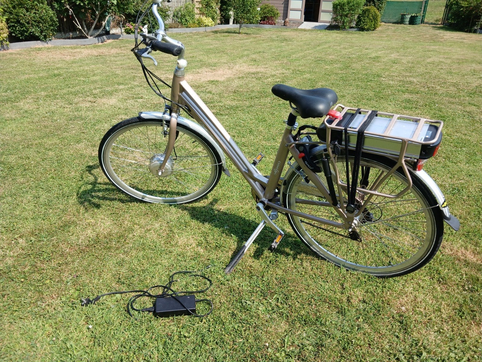 Vélo électrique Mendoza Green-Team or dame 1,50m/1,70m, Fietsen en Brommers, Elektrische fietsen, Gebruikt, Overige merken, Ophalen