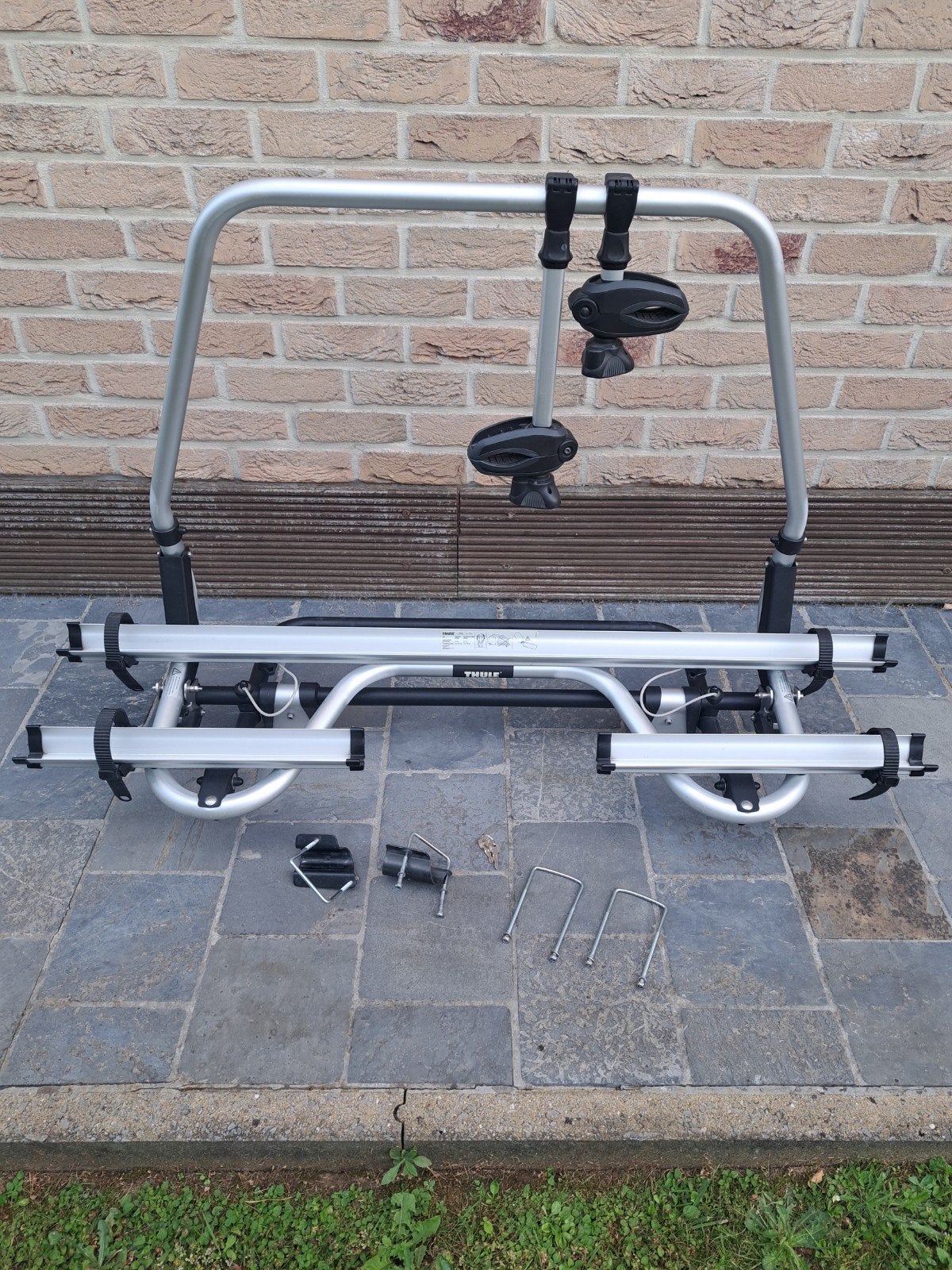 Thule fietsendrager voor caravan of aanhangwagen op dissel, Auto diversen, Fietsendragers, Ophalen, 2 fietsen