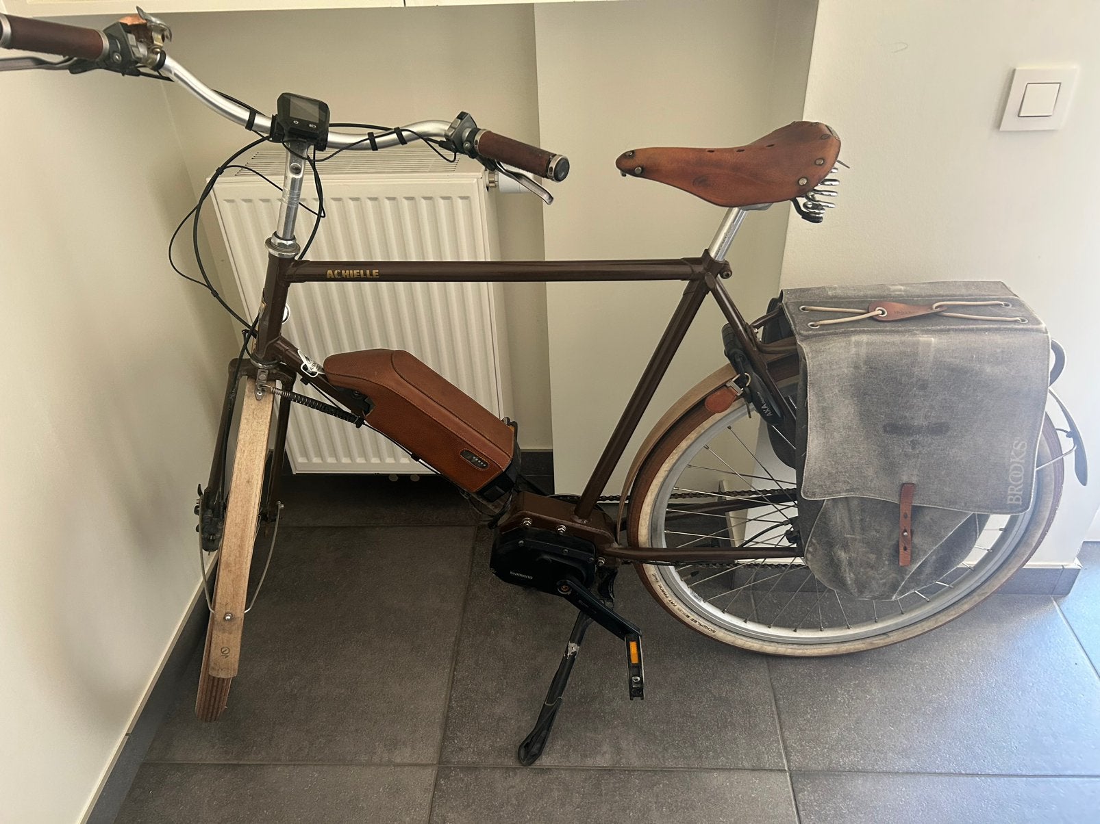 Electrische Fiets Achielle ,  defect !!! Lees advertentie !, Fietsen en Brommers, Ophalen, Gebruikt