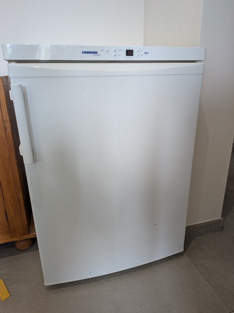 Liebherr 106l vrieskast, Gebruikt, Minder dan 85 cm, Tussenbouw, Minder dan 60 cm