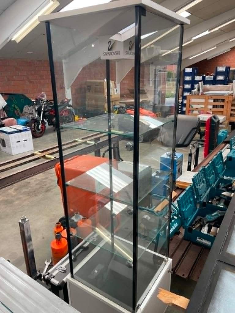 Originele Swarovski Vitrinekast - Glazen Displaykast, Ophalen, Minder dan 50 cm, Gebruikt, 150 tot 200 cm