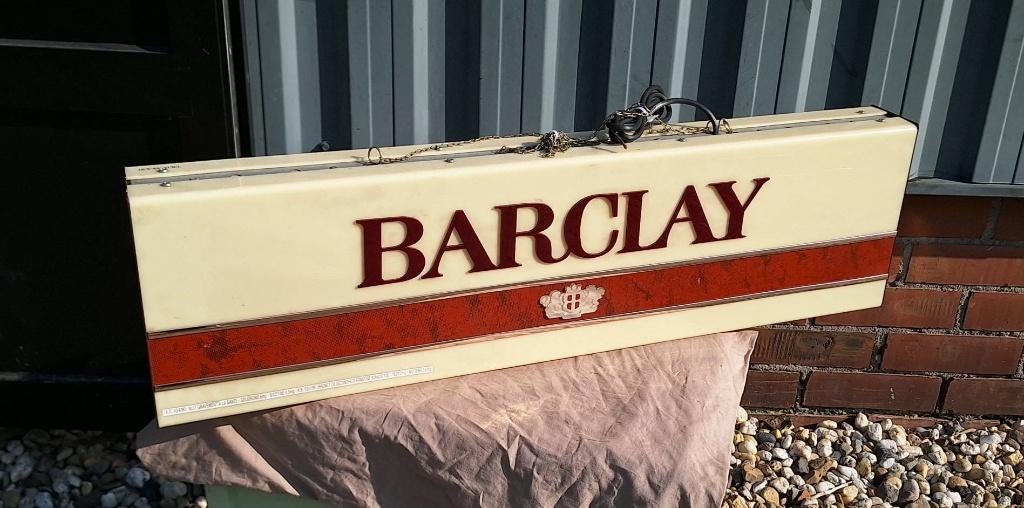 Vintage reclamelichtbak van het sigarettenmerk Barclay., Verzamelen, Merken en Reclamevoorwerpen, Ophalen, Gebruikt, Lichtbak of (neon) lamp