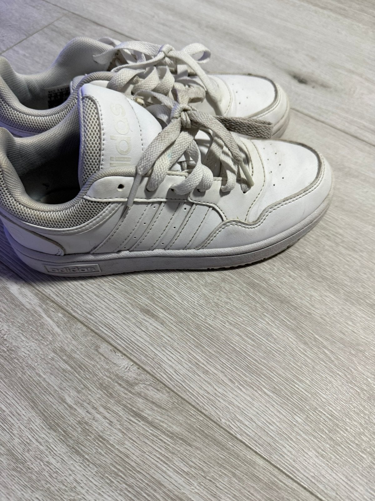 Witte Adidas sneakers, Vêtements | Hommes, Enlèvement, Comme neuf, Blanc, Baskets