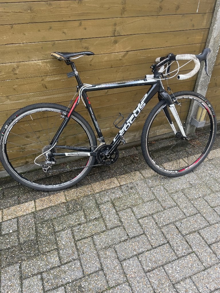 crossfiets Focus, Frein sur jante, 24 pouces ou plus, Focus, Aluminium