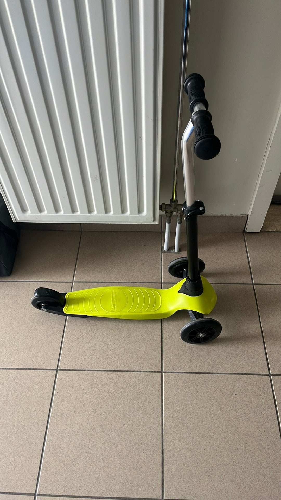 Groene kinderstep, Fietsen en Brommers, Steps, Gebruikt, Ophalen