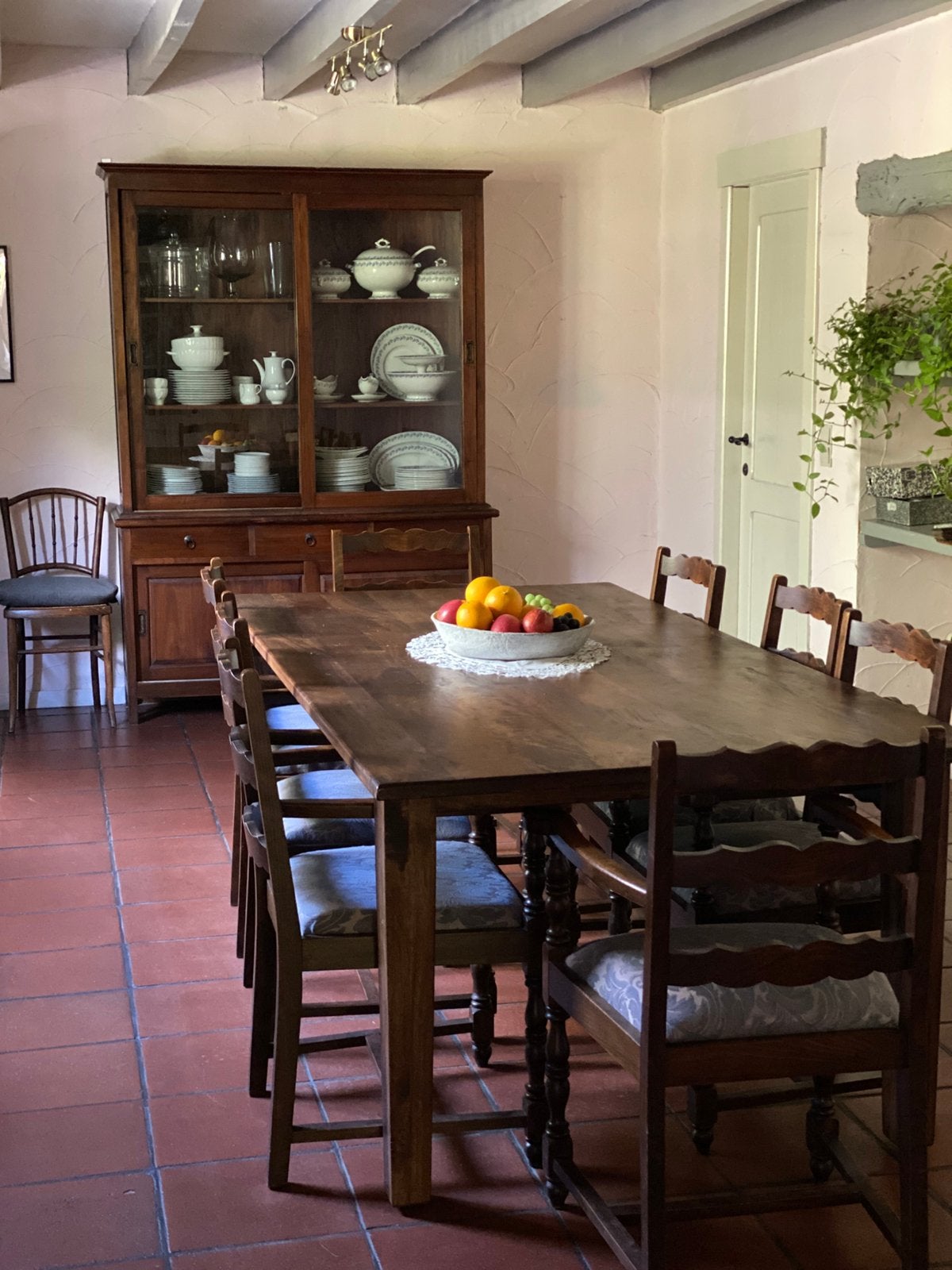 Tafel + 8 stoelen, Ophalen, Zo goed als nieuw