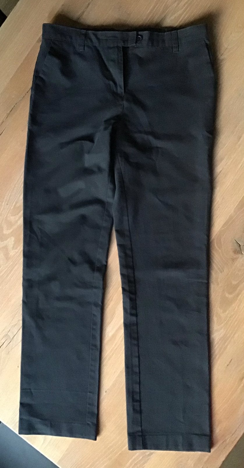 Donkerblauwe broek uniform M&S 13-14 jaar, Broek, Jongen of Meisje, Ophalen of Verzenden, Zo goed als nieuw