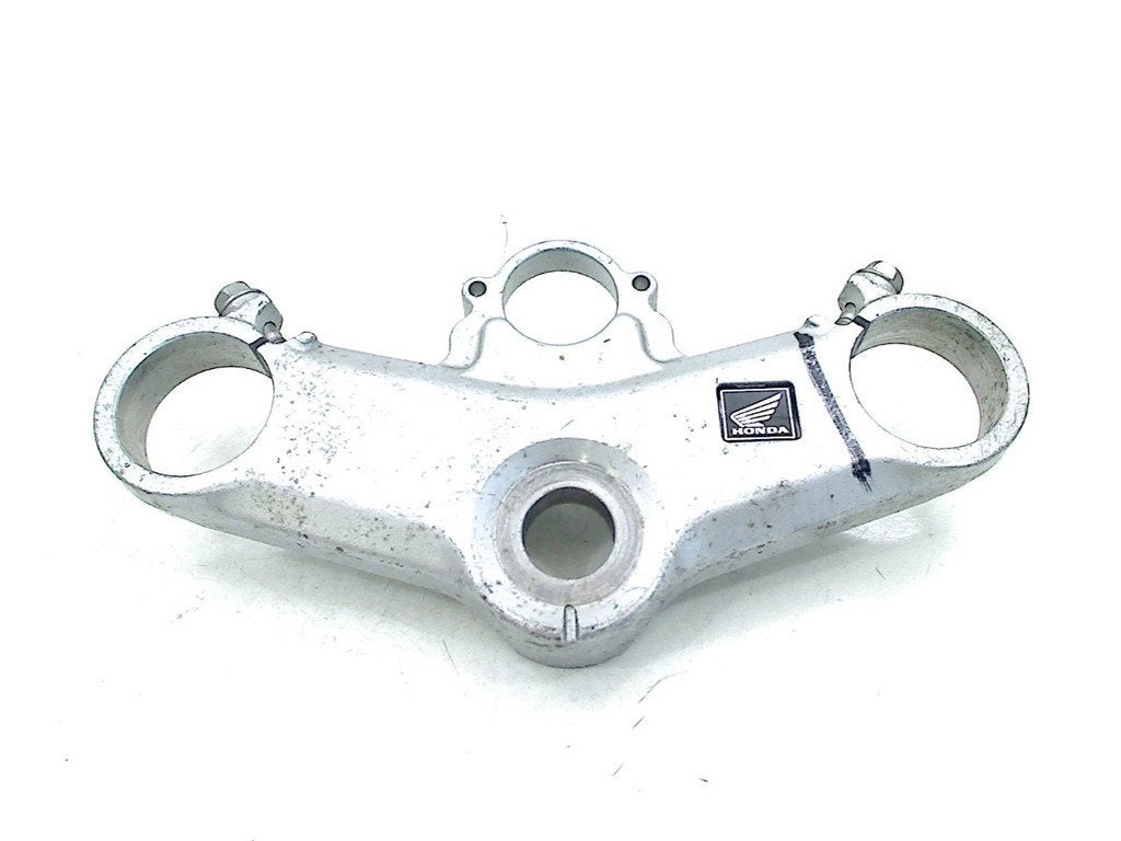TOP YOKE TROIS POINTS VFR 800 VTEC 2002-2013 (VFR800 RC46), Dhr. S. di Majo, Utilisé, Info@cama-motorparts.nl, P.J. Troelstraweg 8 8
3144 CX  MAASSLUIS, NL