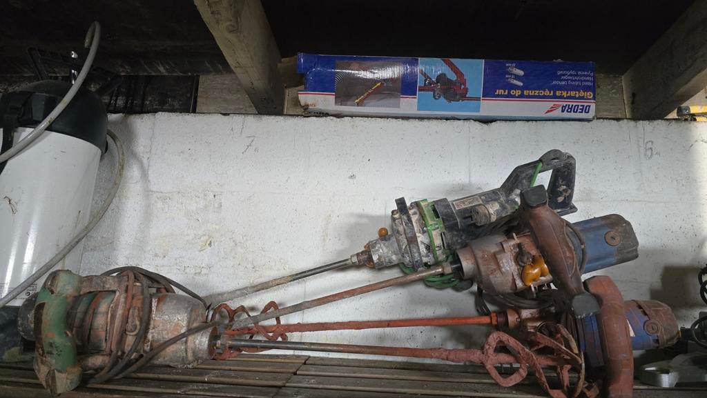 Te koop: bouwmixers / elektrische mengers.100euro, Bricolage & Construction, Métaux, Enlèvement ou Envoi