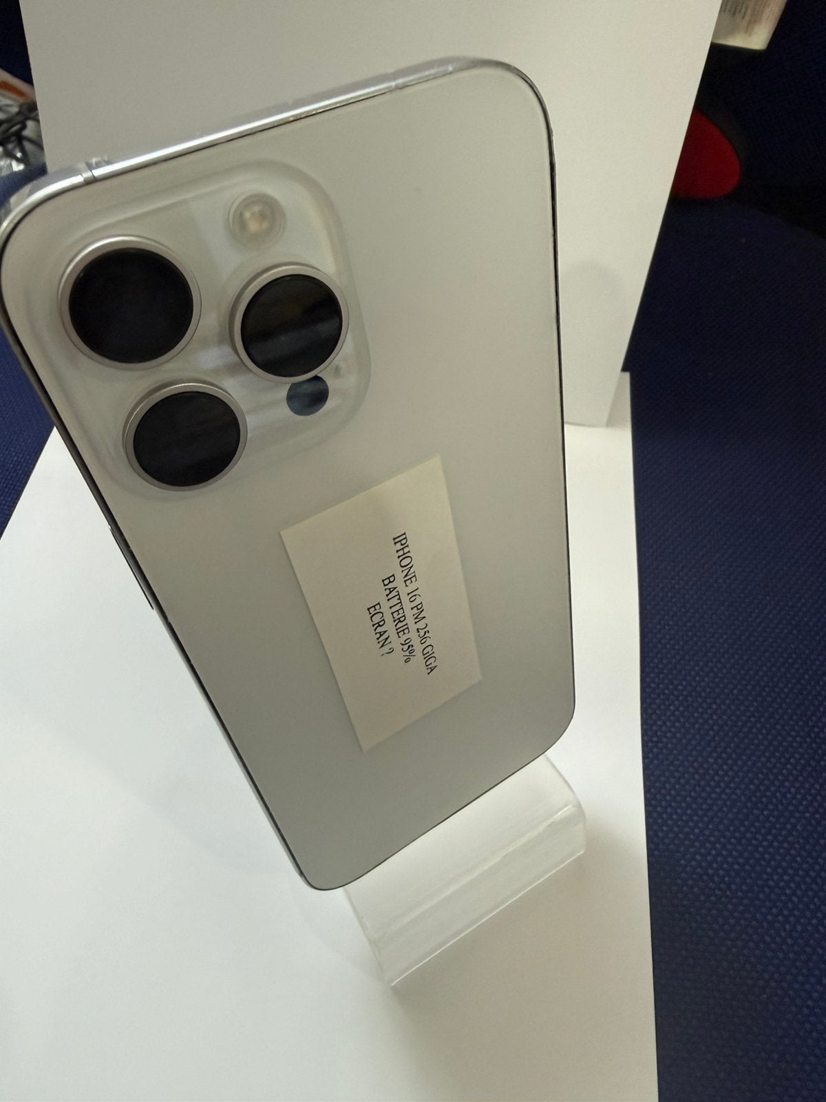 Iphone 16 pro max 256 giga et 95% batterie, Ophalen of Verzenden, Refurbished, IPhone 16
