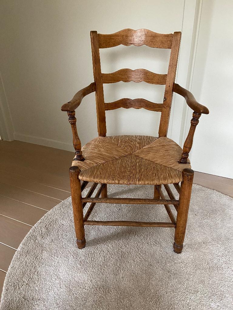 vintage grote eiken haard stoel met rieten zitting (antiek?), Huis en Inrichting, Ophalen, Gebruikt, Bruin, Hout