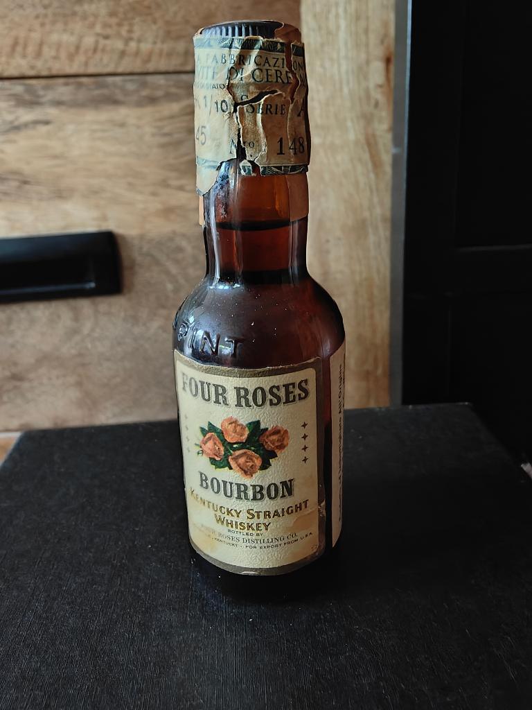 Four Roses Vintage mini Bottle 50ml, 1970 (V2), Overige gebieden, Overige typen, Nieuw, Ophalen of Verzenden