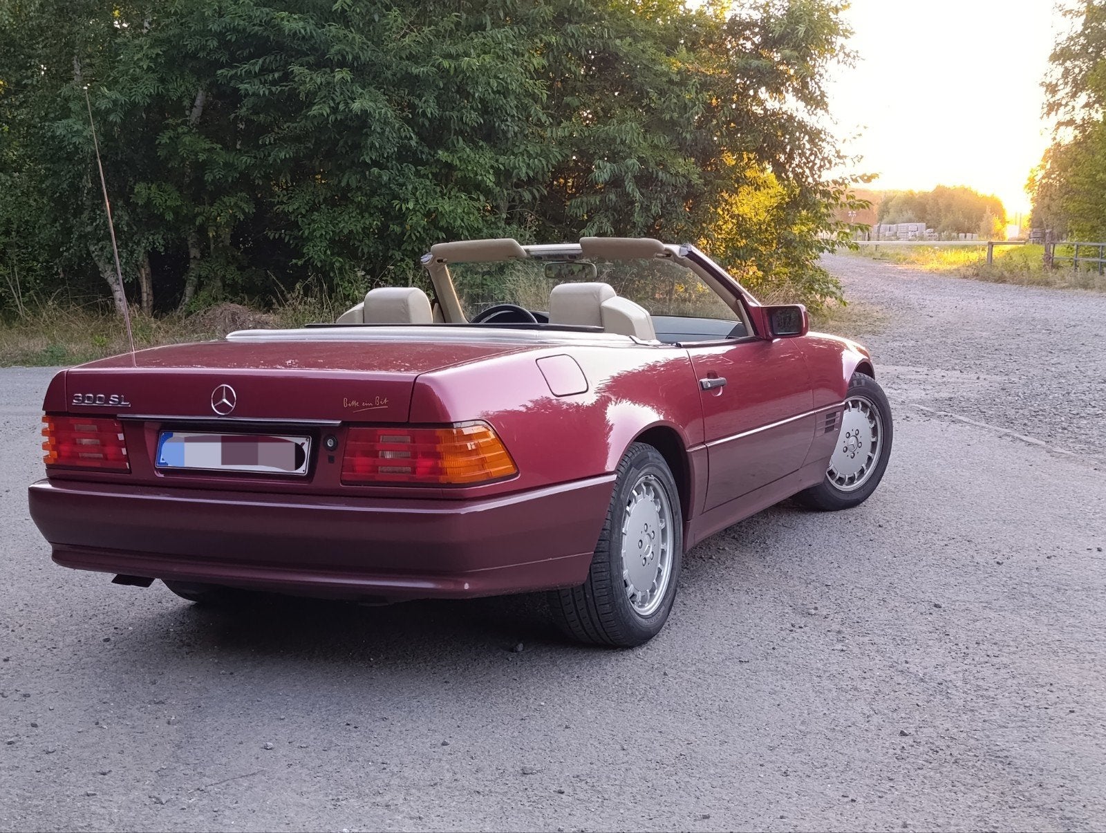 Mercedes-Benz 300 SL cabriolet R129 uit 1989, foto 4
